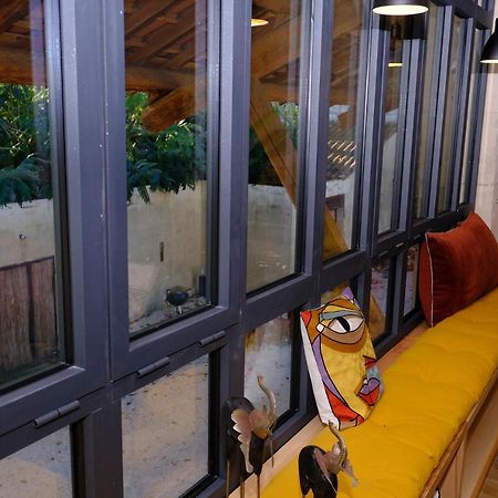 Le Loft De La Grange Bed & Breakfast Arles Exterior photo